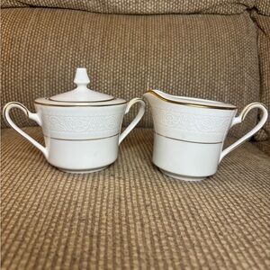 Vintage Noritake Ivory China Tulane 7562 Creamer and Sugar Set